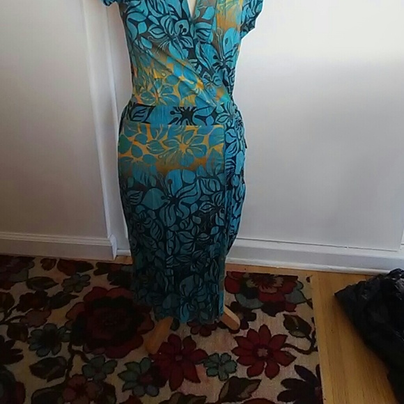 Nice Auqa/Gold wrap dress - Picture 3 of 3